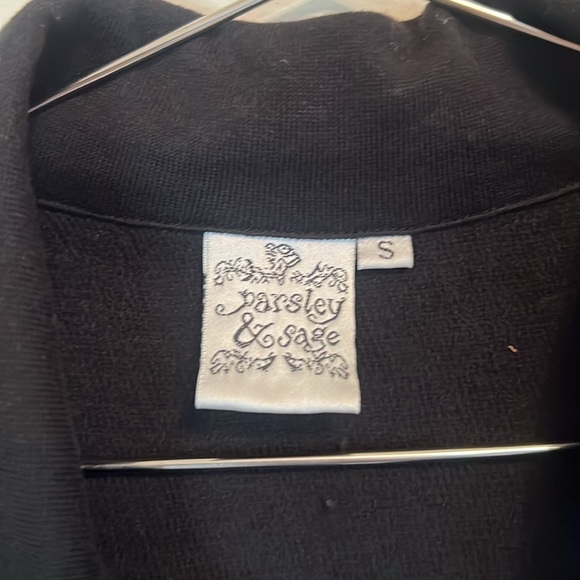 Parsley and Sage Collared Full Zip Vest - Picture 2 of 5